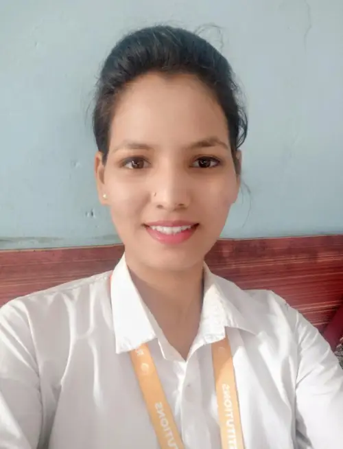 Payal Gajraj Kueya